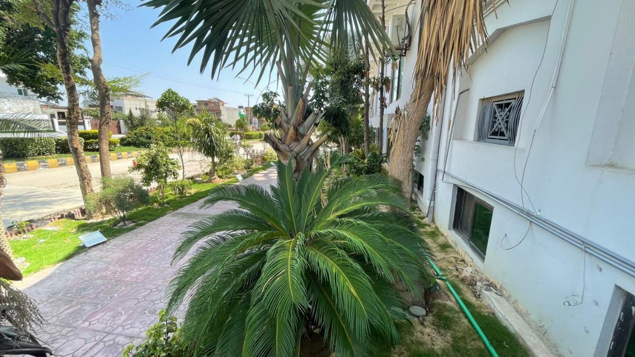 Midways Guest House And Hotels Islamabad Buitenkant foto