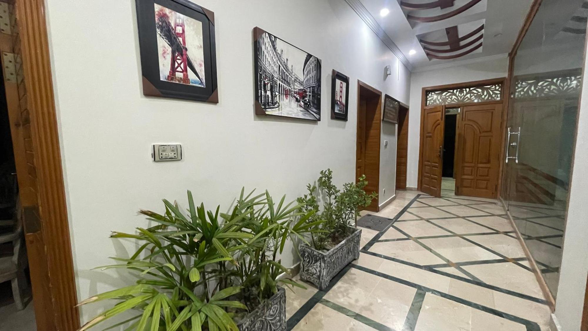 Midways Guest House And Hotels Islamabad Buitenkant foto