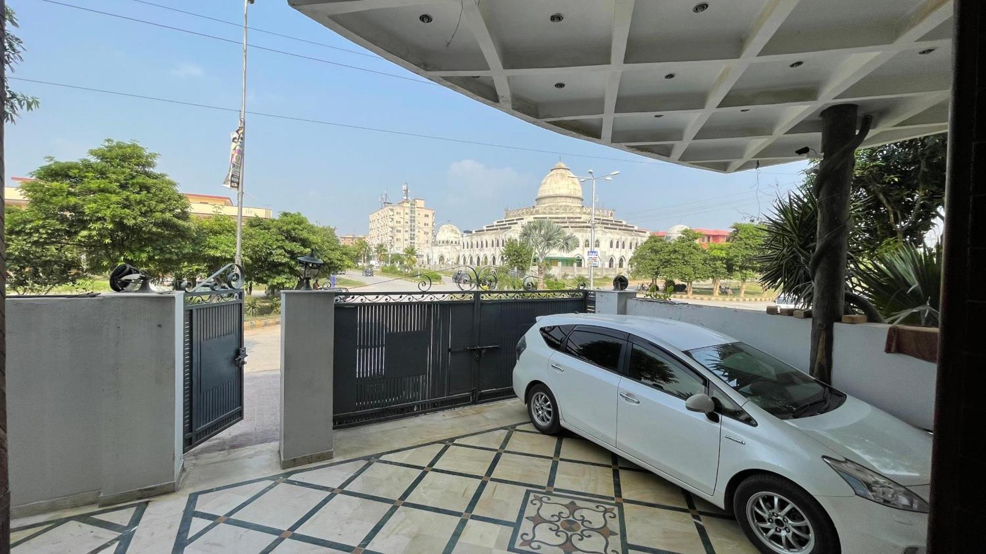 Midways Guest House And Hotels Islamabad Buitenkant foto