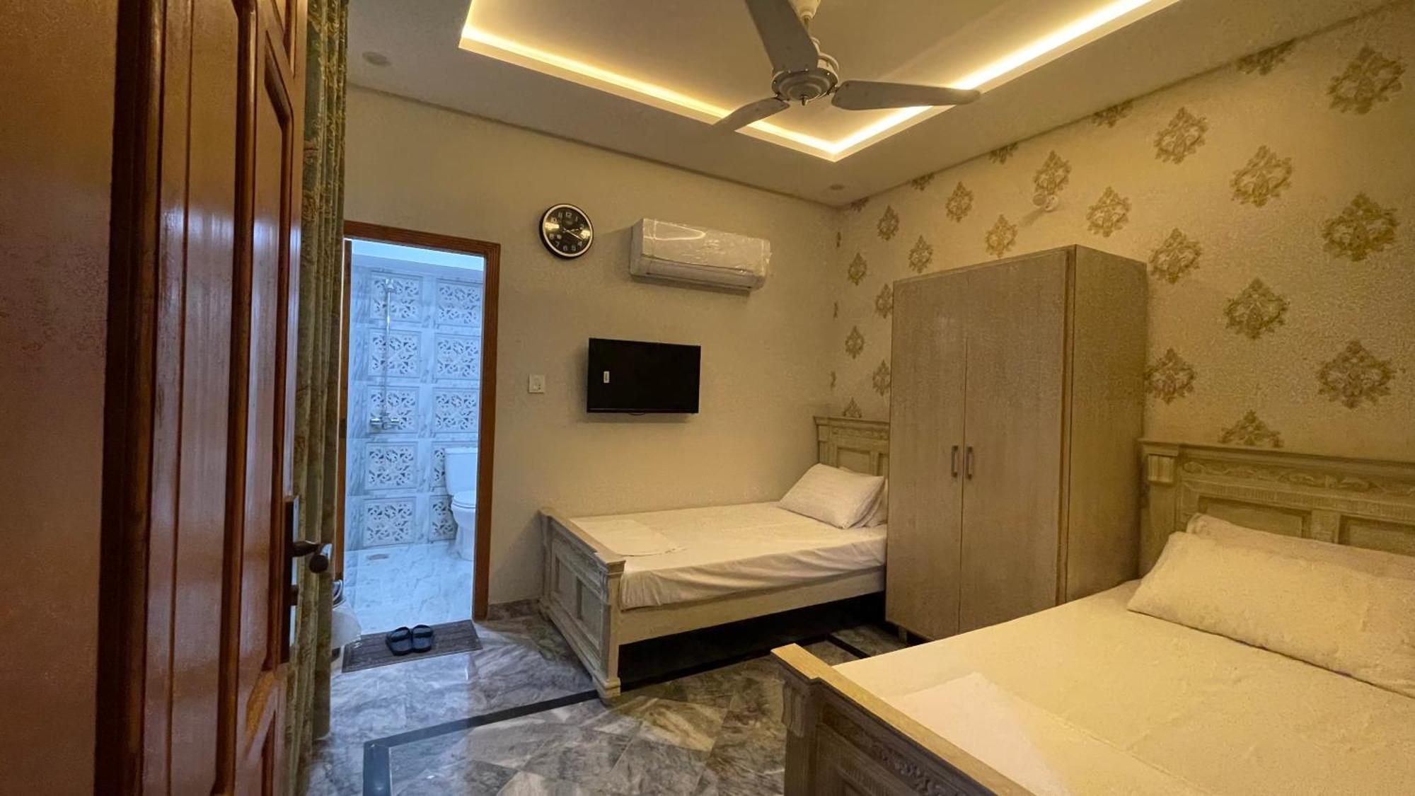 Midways Guest House And Hotels Islamabad Buitenkant foto
