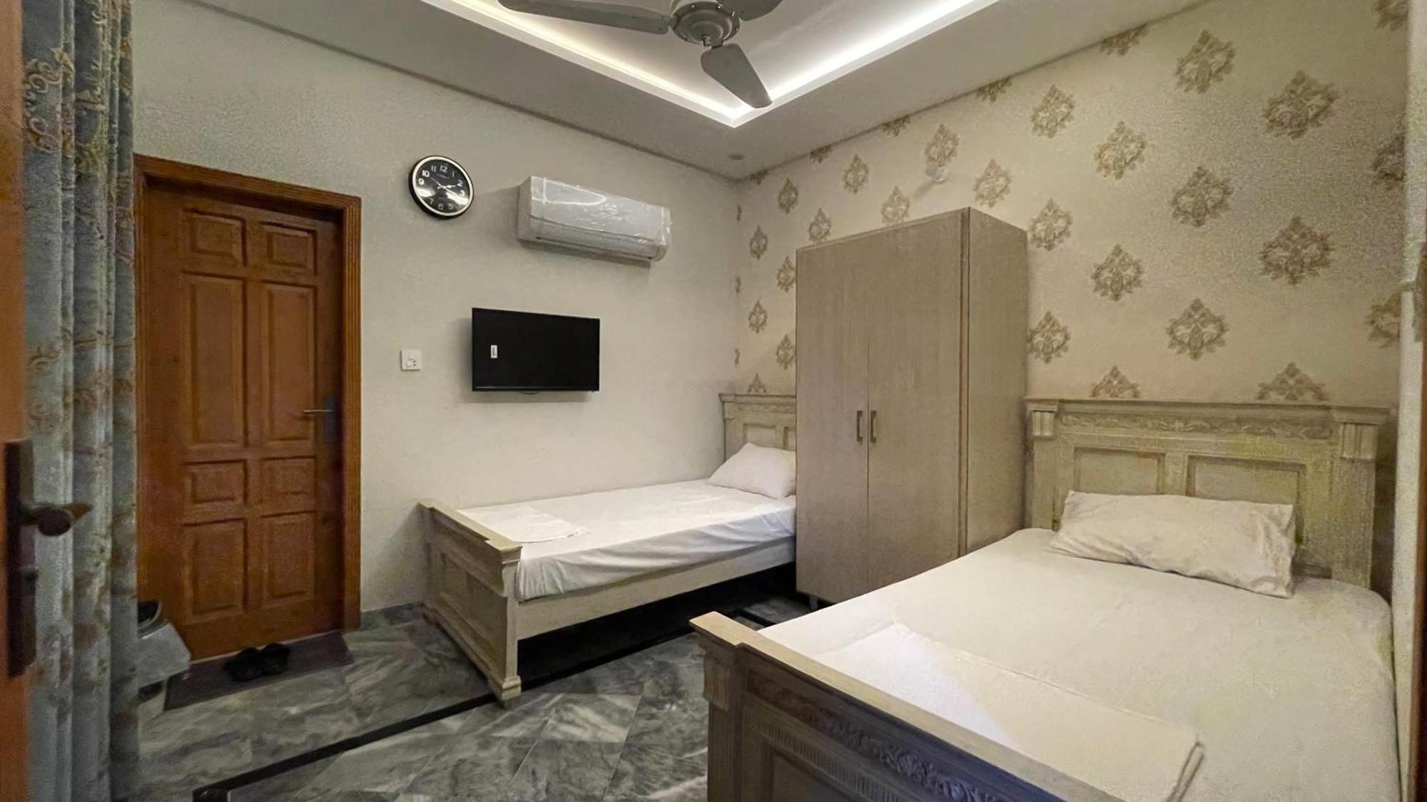 Midways Guest House And Hotels Islamabad Buitenkant foto