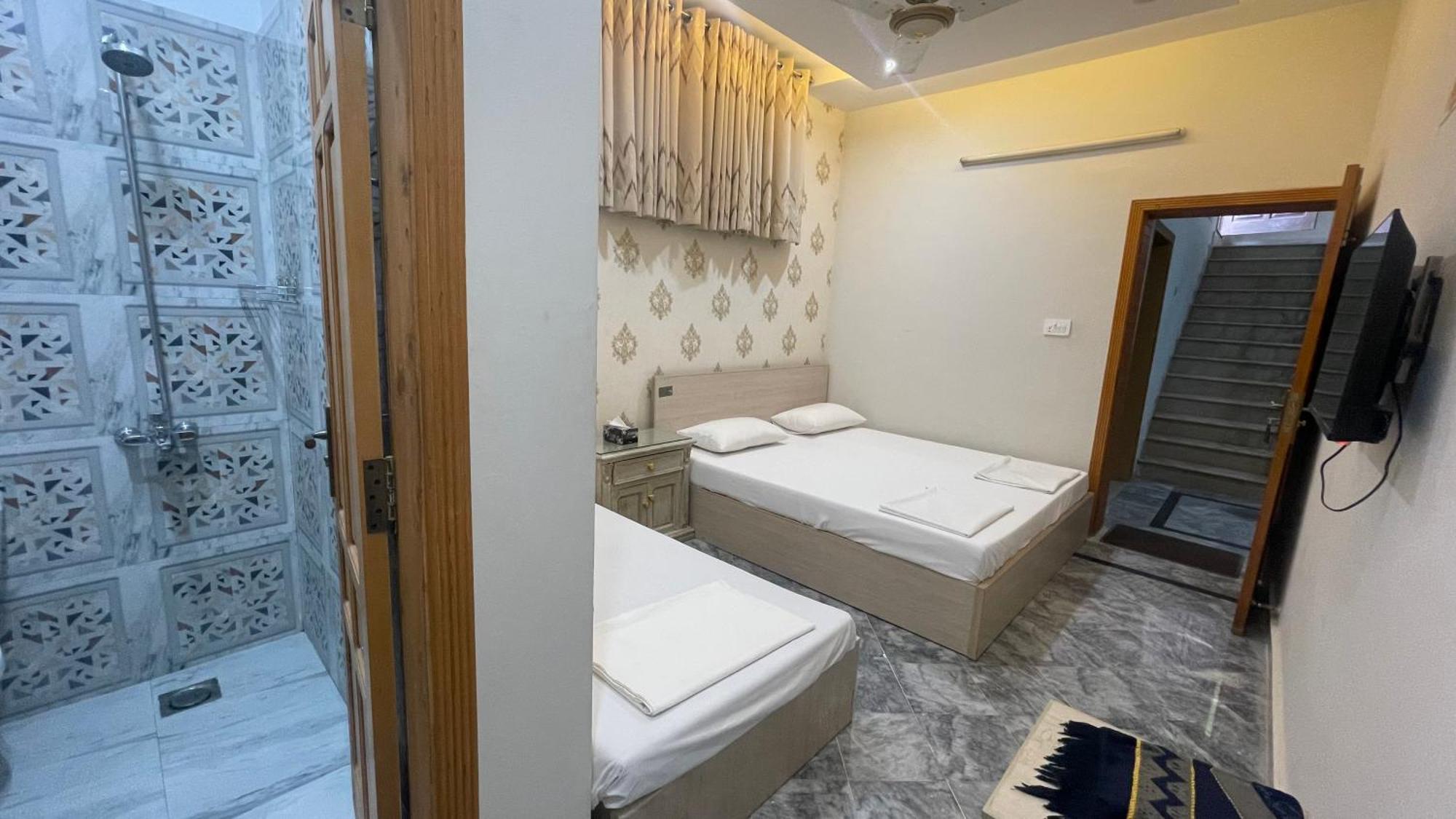 Midways Guest House And Hotels Islamabad Buitenkant foto