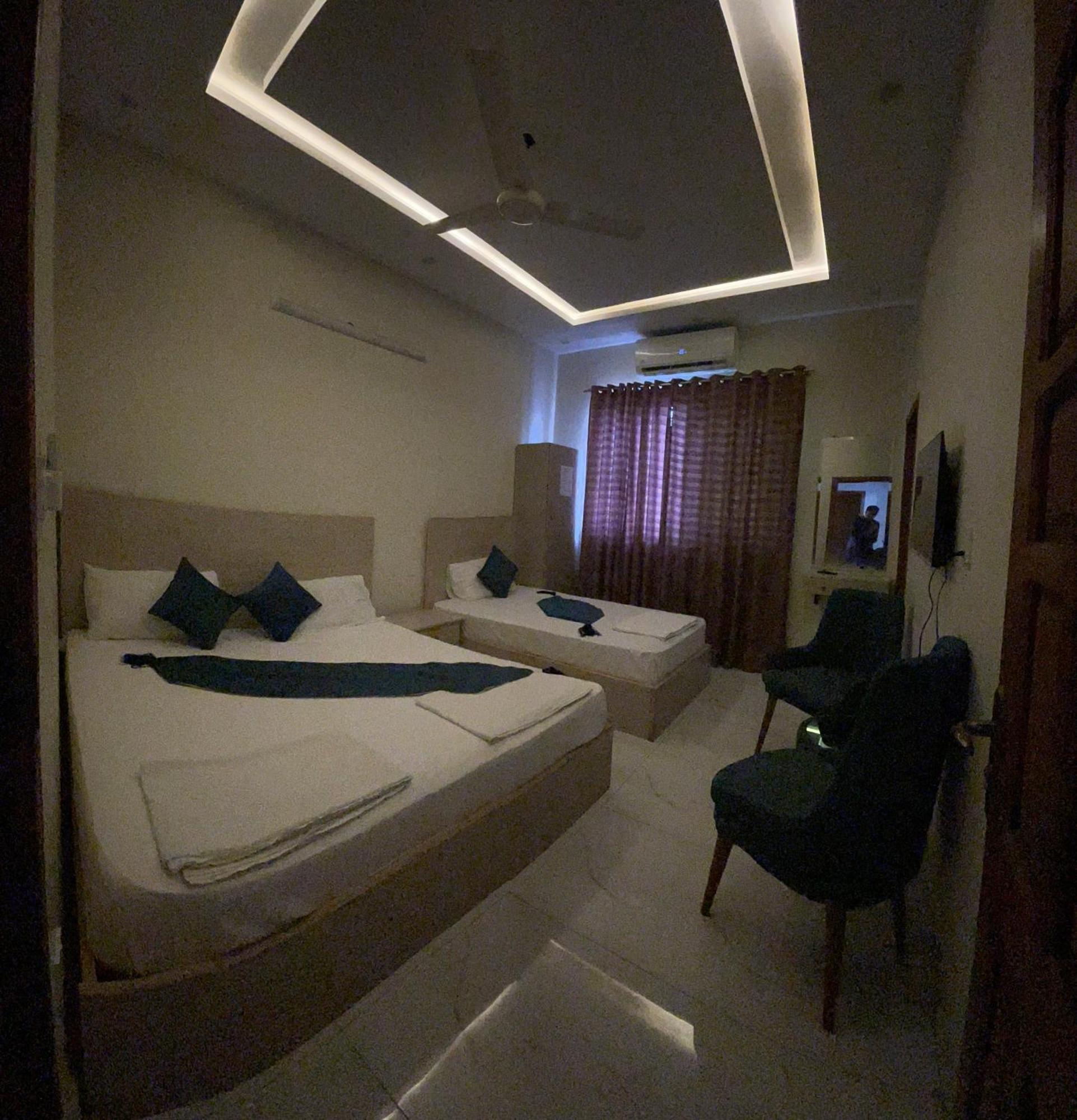 Midways Guest House And Hotels Islamabad Buitenkant foto