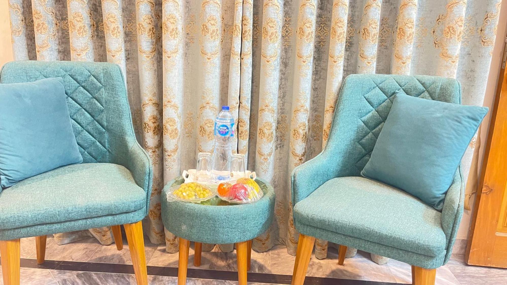 Midways Guest House And Hotels Islamabad Buitenkant foto